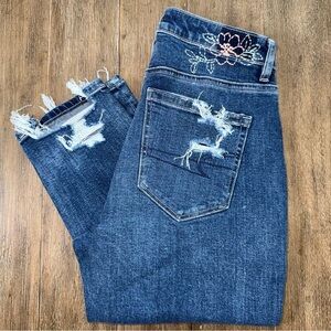 American Eagle Outfitters Mom Jeans 2 Long  Embroidered blue High Rise NWT